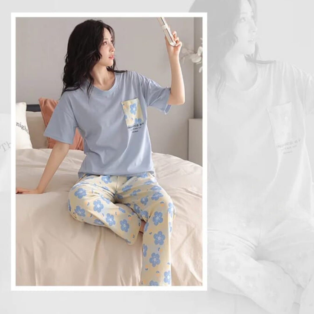 Blue Flower Pocket Print Half Sleeves T-shirt With Flowers Print Pajama Suit (AA-220)