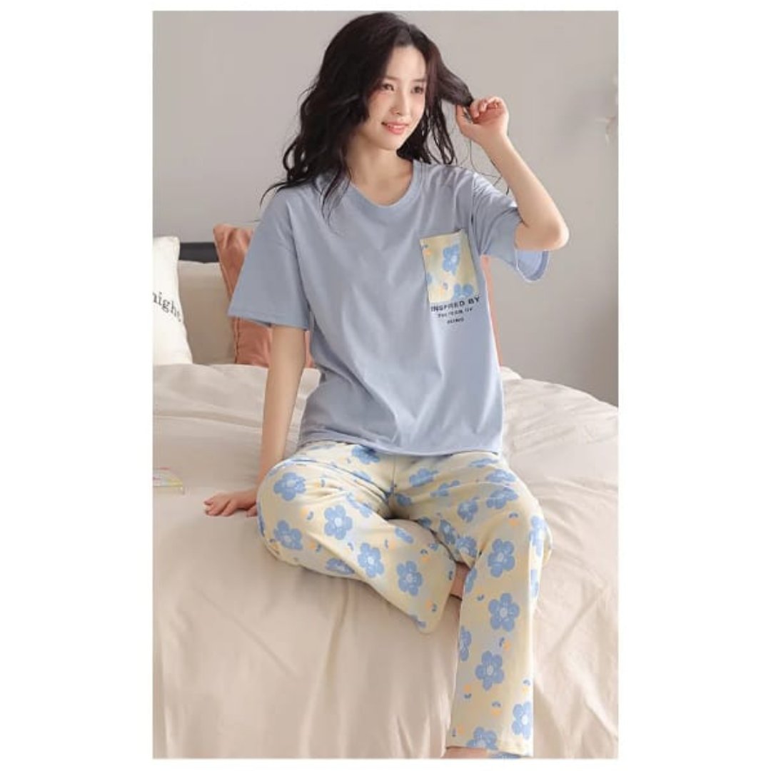 Blue Flower Pocket Print Half Sleeves T-shirt With Flowers Print Pajama Suit (AA-220)