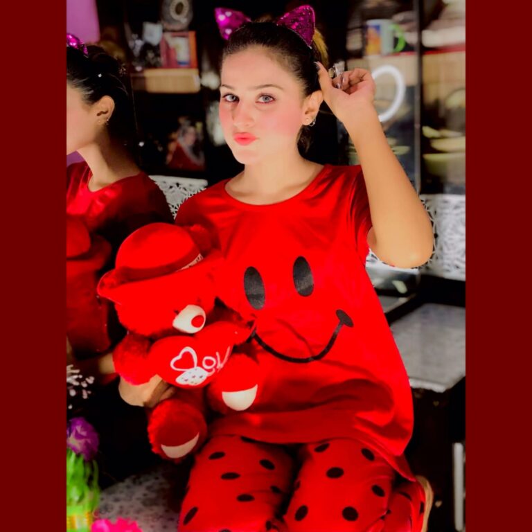 Red Smile with Dotted Style Pajama Half Sleeves Night Suit for her (AA-23)